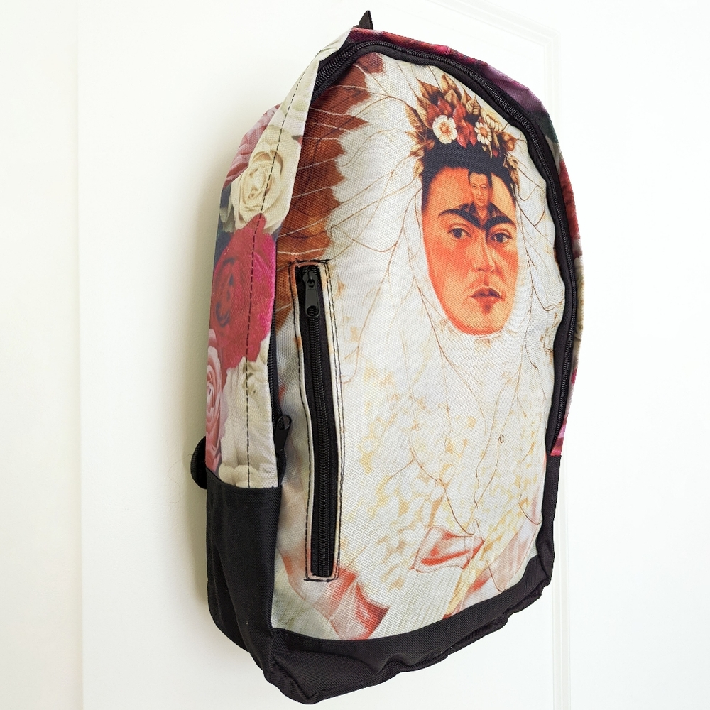 Frida Kahlo inspired backpack // 💐🌹 Roses print on sides.